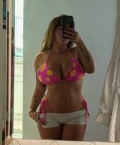 Leonie miss