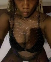 Lisa ebony