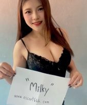 Natural Boobs Bangkok Escort