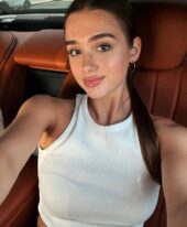 NICOLE